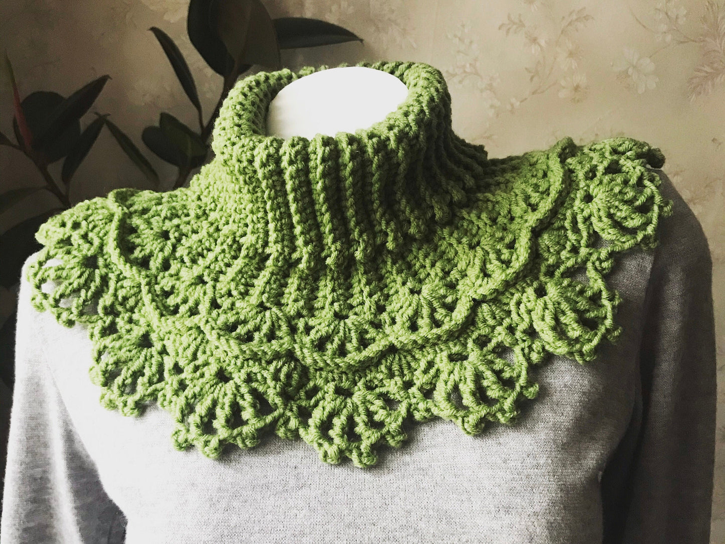 Maria Neck Warmer Crochet Pattern by - CrochetArtHub