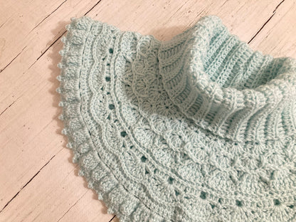 Frozen Beauty Neck Warmer Crochet Pattern - CrochetArtHub