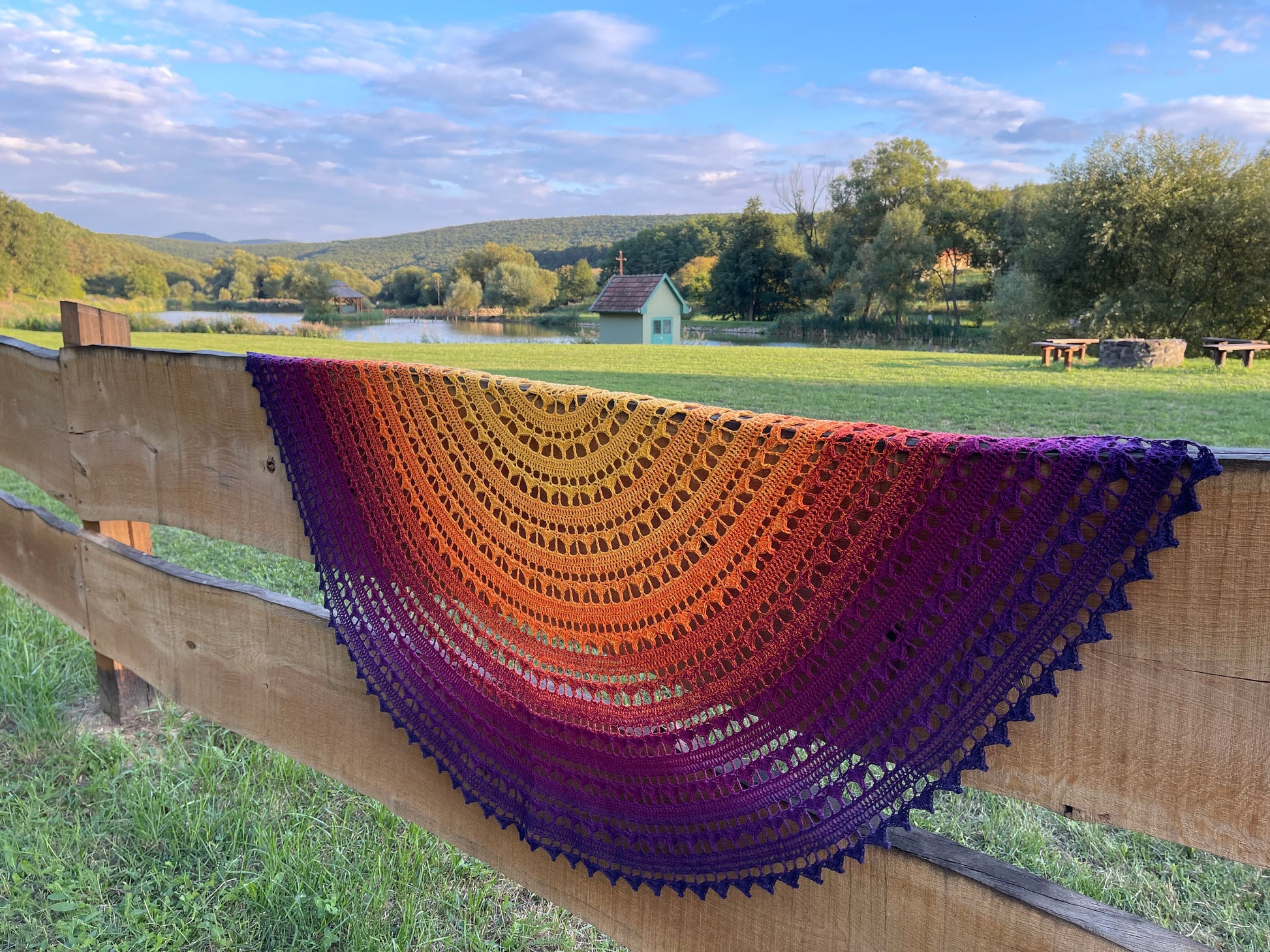Númenna Shawl Crochet Pattern by - CrochetArtHub Crochet Art Hub